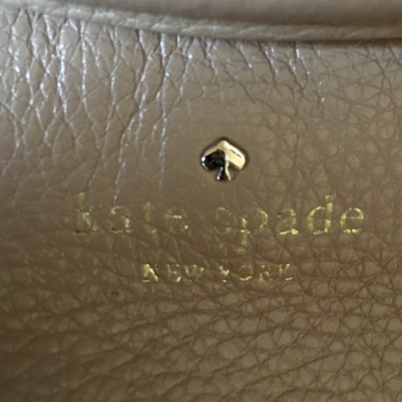 Kate Spade Crossbody - Picture 2 of 6